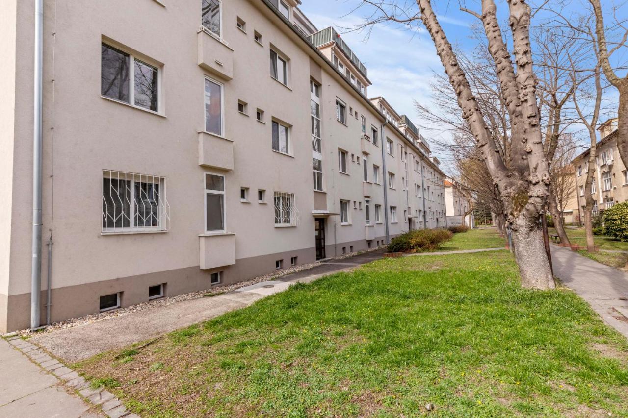 Cosy Studio 10 Min Center Bratislava Luaran gambar